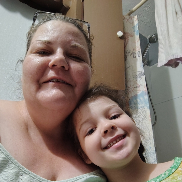 Handmade macrame jewelry an earrings. - Picture 4 of 6